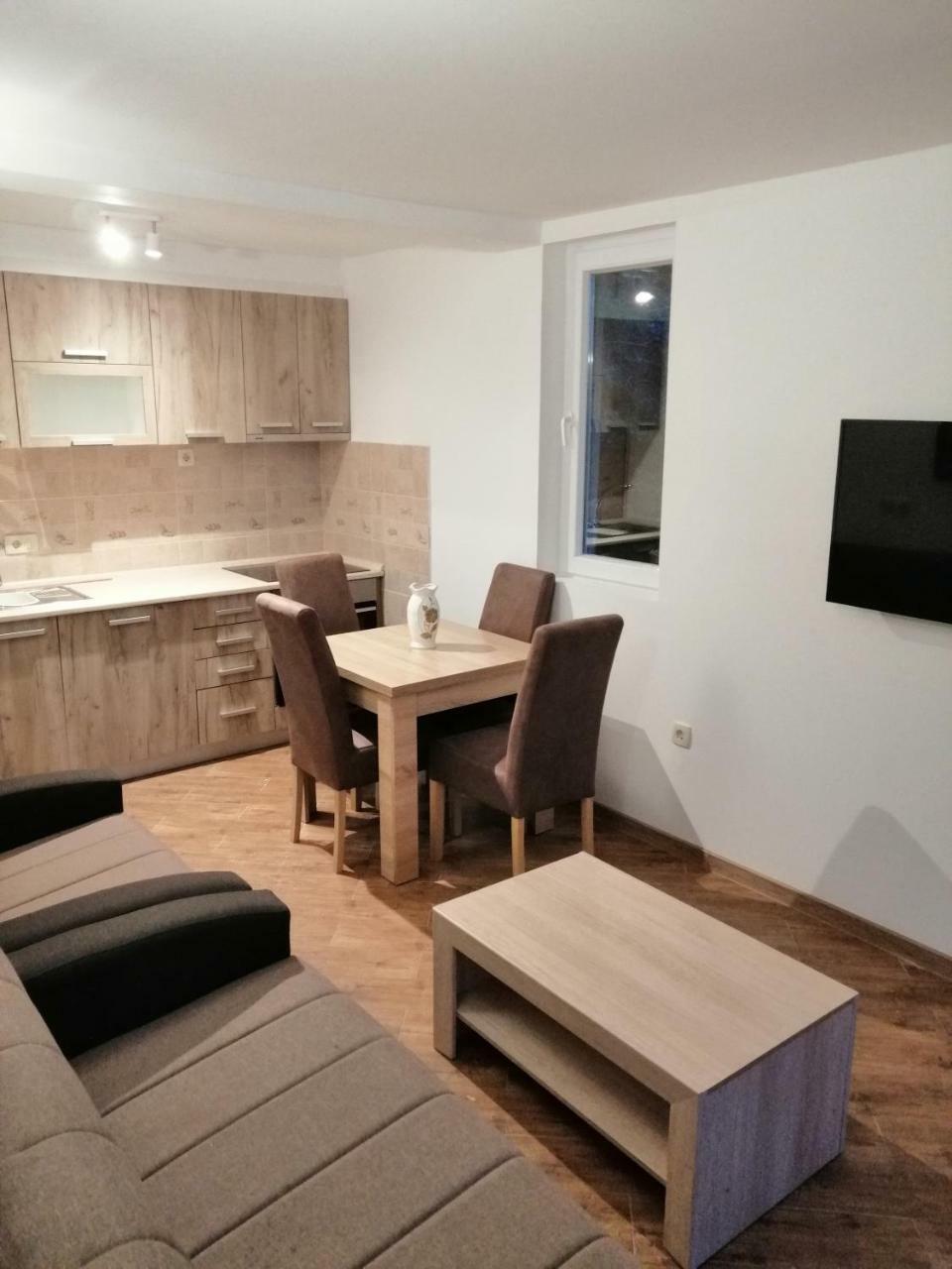 Olive Tree Apartments Tivat Ngoại thất bức ảnh